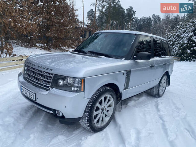 Серый Ленд Ровер Рендж Ровер, объемом двигателя 4.4 л и пробегом 198 тыс. км за 12000 $, фото 1 на Automoto.ua