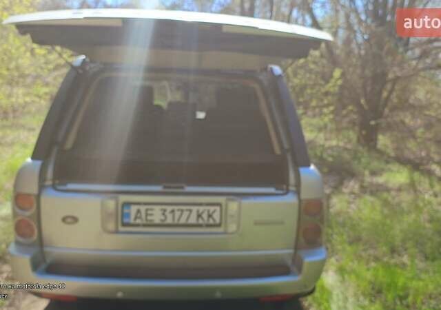 Сірий Ленд Ровер Рендж Ровер, об'ємом двигуна 4.2 л та пробігом 210 тис. км за 9000 $, фото 3 на Automoto.ua