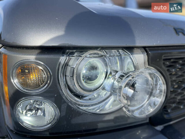 Сірий Ленд Ровер Рендж Ровер, об'ємом двигуна 4.2 л та пробігом 167 тис. км за 12000 $, фото 15 на Automoto.ua