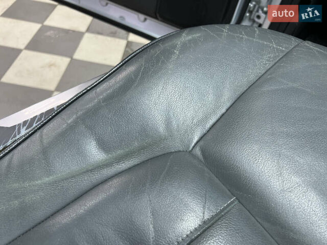 Серый Ленд Ровер Рендж Ровер, объемом двигателя 4.4 л и пробегом 198 тыс. км за 12000 $, фото 15 на Automoto.ua