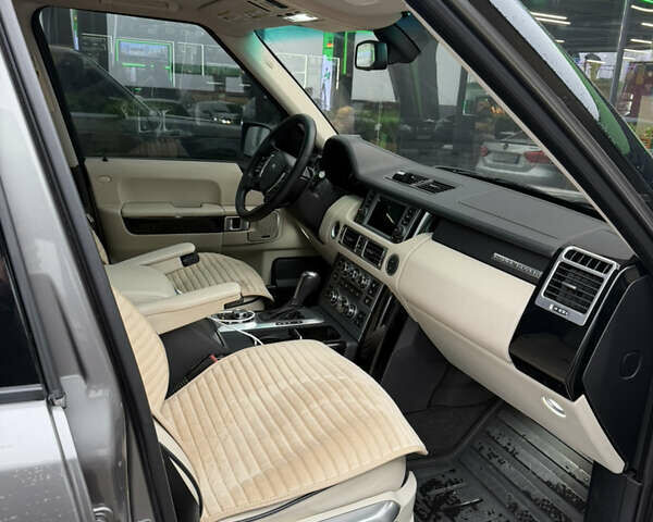 Сірий Ленд Ровер Рендж Ровер, об'ємом двигуна 4.2 л та пробігом 170 тис. км за 13000 $, фото 1 на Automoto.ua