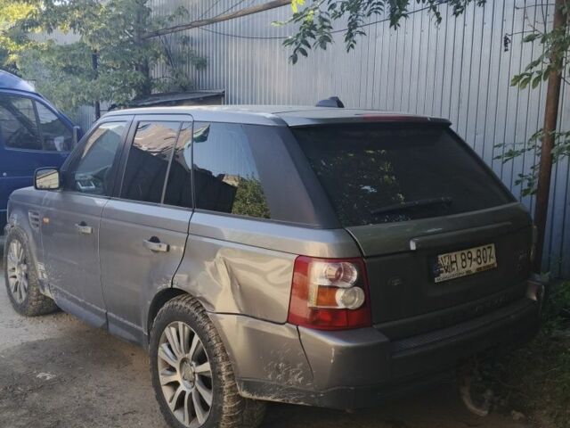 Серый Ленд Ровер Рендж Ровер, объемом двигателя 2.7 л и пробегом 400 тыс. км за 2700 $, фото 1 на Automoto.ua