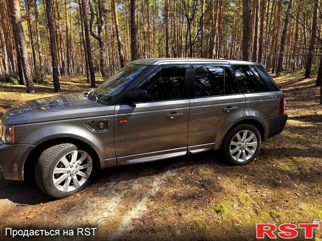 Серый Ленд Ровер Рендж Ровер, объемом двигателя 4.2 л и пробегом 215 тыс. км за 12700 $, фото 1 на Automoto.ua
