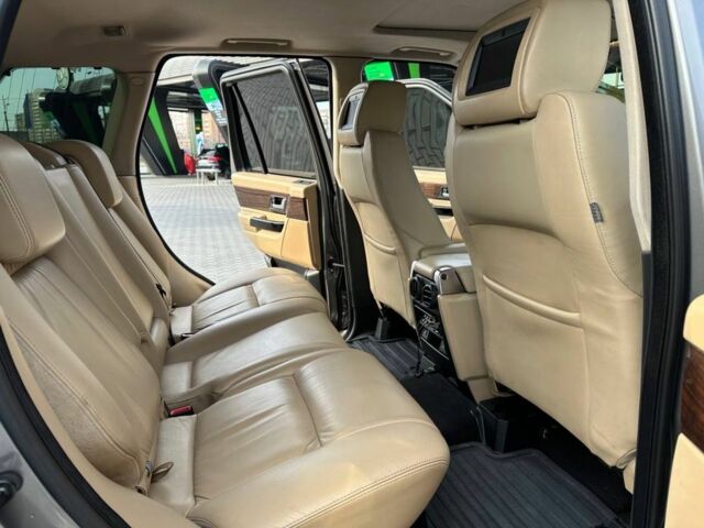 Сірий Ленд Ровер Рендж Ровер, об'ємом двигуна 3.6 л та пробігом 190 тис. км за 9999 $, фото 14 на Automoto.ua