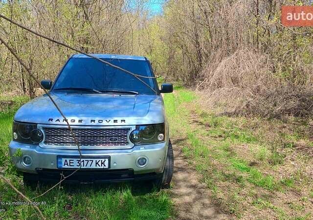 Сірий Ленд Ровер Рендж Ровер, об'ємом двигуна 4.2 л та пробігом 210 тис. км за 11000 $, фото 14 на Automoto.ua