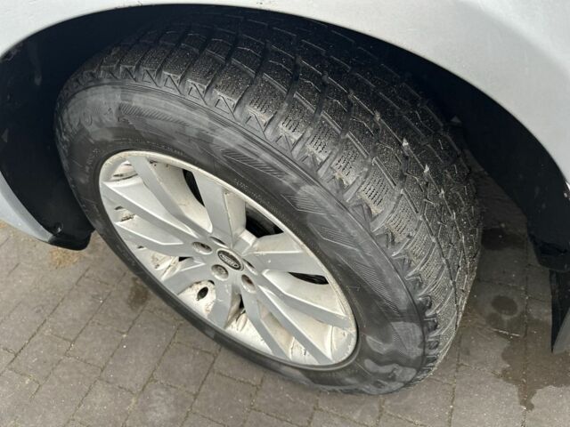 Сірий Ленд Ровер Рендж Ровер, об'ємом двигуна 4.2 л та пробігом 180 тис. км за 9500 $, фото 11 на Automoto.ua