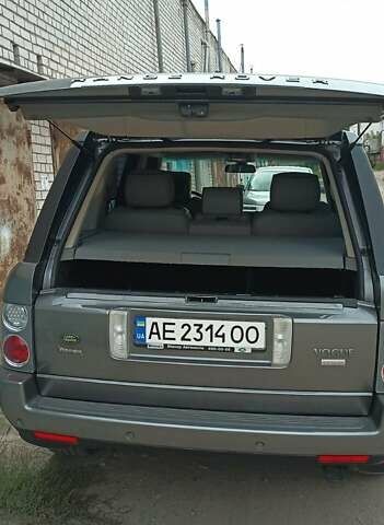 Сірий Ленд Ровер Рендж Ровер, об'ємом двигуна 3.6 л та пробігом 177 тис. км за 11999 $, фото 8 на Automoto.ua