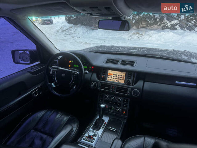 Серый Ленд Ровер Рендж Ровер, объемом двигателя 3.6 л и пробегом 320 тыс. км за 11000 $, фото 21 на Automoto.ua