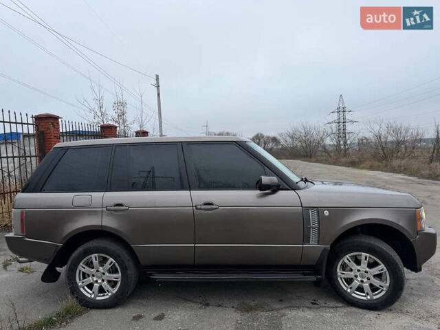 Серый Ленд Ровер Рендж Ровер, объемом двигателя 3.63 л и пробегом 240 тыс. км за 9999 $, фото 7 на Automoto.ua