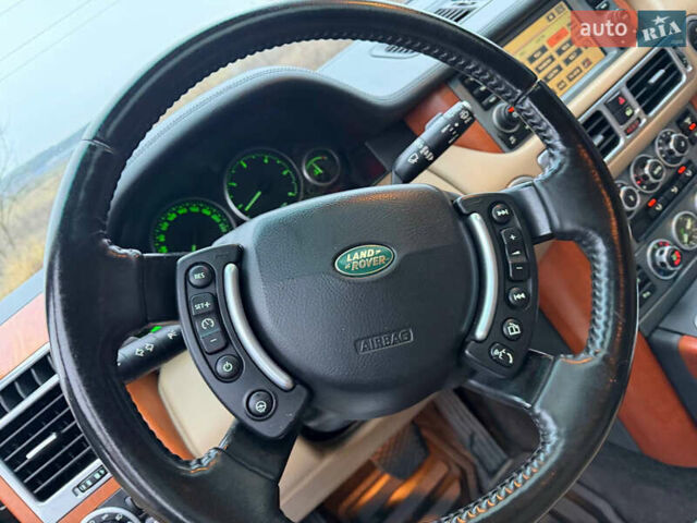 Серый Ленд Ровер Рендж Ровер, объемом двигателя 3.63 л и пробегом 240 тыс. км за 9999 $, фото 23 на Automoto.ua