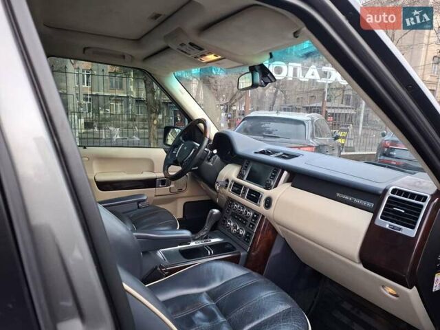 Сірий Ленд Ровер Рендж Ровер, об'ємом двигуна 4.2 л та пробігом 257 тис. км за 12300 $, фото 3 на Automoto.ua