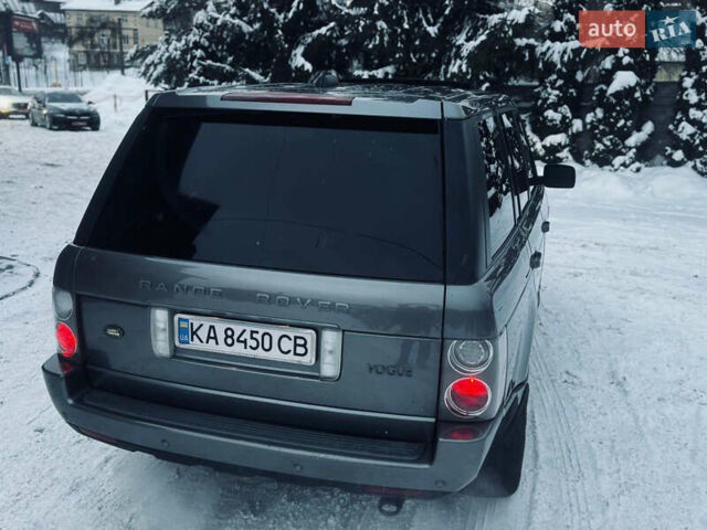 Сірий Ленд Ровер Рендж Ровер, об'ємом двигуна 3.6 л та пробігом 200 тис. км за 10500 $, фото 25 на Automoto.ua
