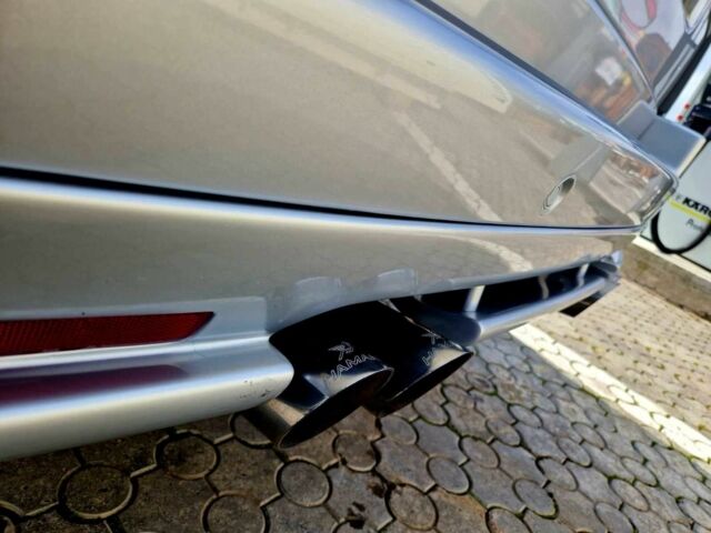 Серый Ленд Ровер Рендж Ровер, объемом двигателя 4.2 л и пробегом 131 тыс. км за 15000 $, фото 3 на Automoto.ua