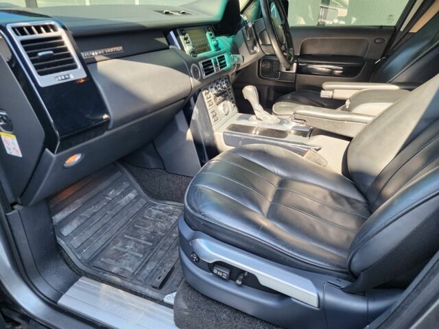 Сірий Ленд Ровер Рендж Ровер, об'ємом двигуна 3.6 л та пробігом 105 тис. км за 6341 $, фото 20 на Automoto.ua