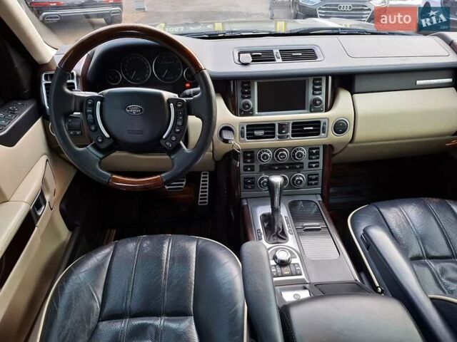 Сірий Ленд Ровер Рендж Ровер, об'ємом двигуна 4.2 л та пробігом 257 тис. км за 12300 $, фото 7 на Automoto.ua