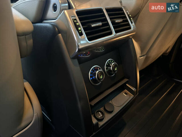 Серый Ленд Ровер Рендж Ровер, объемом двигателя 3.63 л и пробегом 230 тыс. км за 15900 $, фото 19 на Automoto.ua