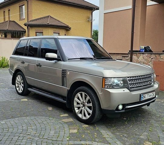 Сірий Ленд Ровер Рендж Ровер, об'ємом двигуна 3.63 л та пробігом 370 тис. км за 22900 $, фото 127 на Automoto.ua