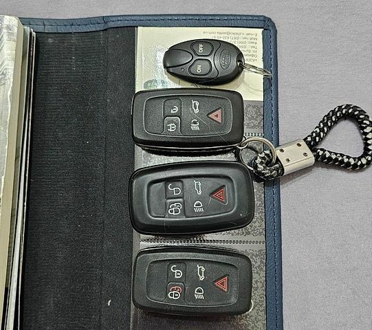 Сірий Ленд Ровер Рендж Ровер, об'ємом двигуна 3.63 л та пробігом 370 тис. км за 22900 $, фото 190 на Automoto.ua