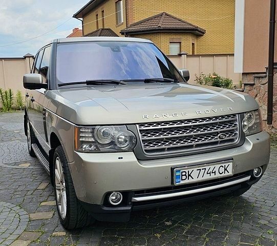 Сірий Ленд Ровер Рендж Ровер, об'ємом двигуна 3.63 л та пробігом 370 тис. км за 22900 $, фото 140 на Automoto.ua