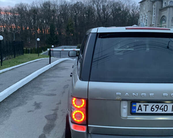 Серый Ленд Ровер Рендж Ровер, объемом двигателя 4.37 л и пробегом 398 тыс. км за 12500 $, фото 8 на Automoto.ua