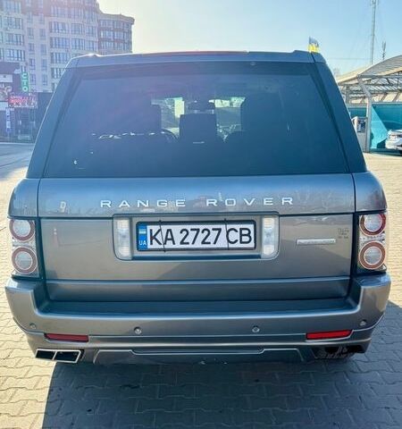 Серый Ленд Ровер Рендж Ровер, объемом двигателя 5 л и пробегом 255 тыс. км за 15350 $, фото 5 на Automoto.ua