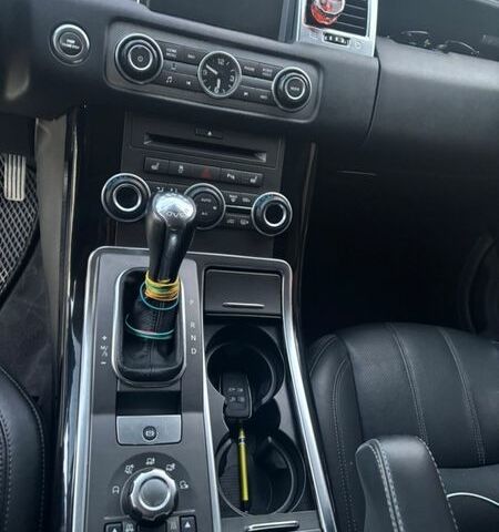 Серый Ленд Ровер Рендж Ровер, объемом двигателя 5 л и пробегом 159 тыс. км за 15000 $, фото 18 на Automoto.ua