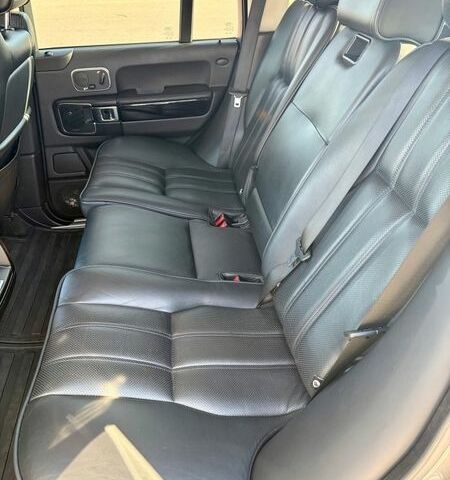 Серый Ленд Ровер Рендж Ровер, объемом двигателя 5 л и пробегом 255 тыс. км за 15350 $, фото 12 на Automoto.ua