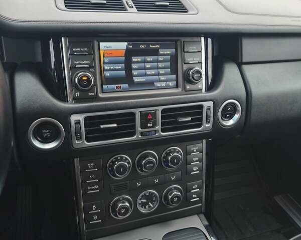 Сірий Ленд Ровер Рендж Ровер, об'ємом двигуна 4.37 л та пробігом 246 тис. км за 21000 $, фото 15 на Automoto.ua