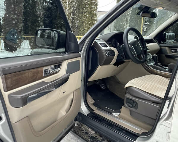 Серый Ленд Ровер Рендж Ровер, объемом двигателя 2.99 л и пробегом 235 тыс. км за 22000 $, фото 9 на Automoto.ua