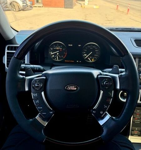 Серый Ленд Ровер Рендж Ровер, объемом двигателя 5 л и пробегом 255 тыс. км за 15350 $, фото 8 на Automoto.ua