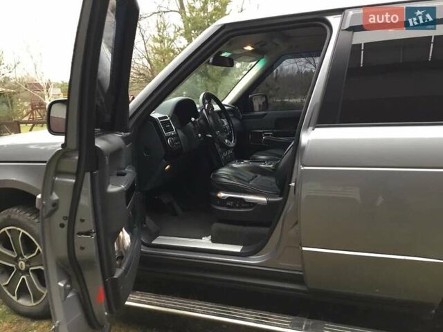 Сірий Ленд Ровер Рендж Ровер, об'ємом двигуна 4.37 л та пробігом 270 тис. км за 26000 $, фото 4 на Automoto.ua