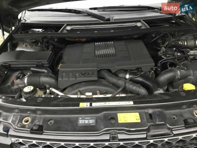 Сірий Ленд Ровер Рендж Ровер, об'ємом двигуна 4.37 л та пробігом 270 тис. км за 26000 $, фото 7 на Automoto.ua