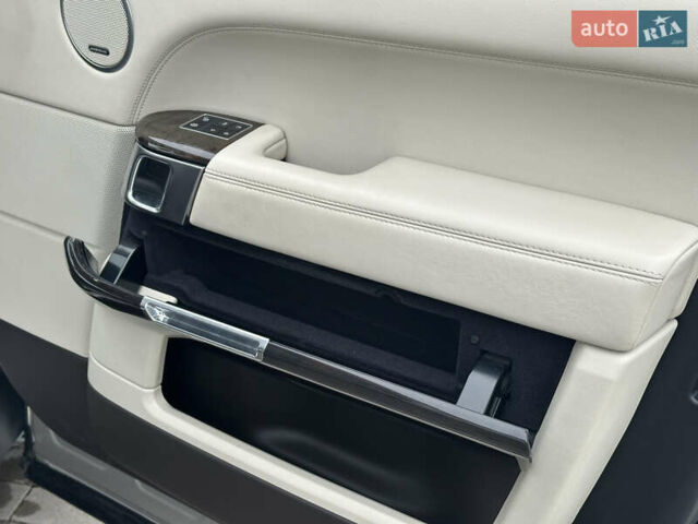 Сірий Ленд Ровер Рендж Ровер, об'ємом двигуна 4.37 л та пробігом 181 тис. км за 34500 $, фото 53 на Automoto.ua