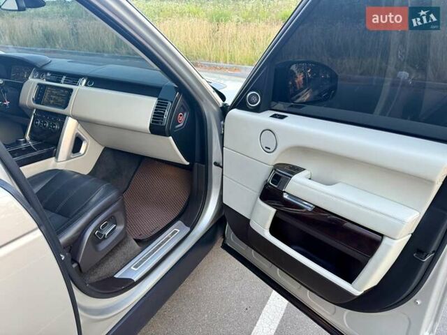 Серый Ленд Ровер Рендж Ровер, объемом двигателя 4.37 л и пробегом 210 тыс. км за 41499 $, фото 19 на Automoto.ua