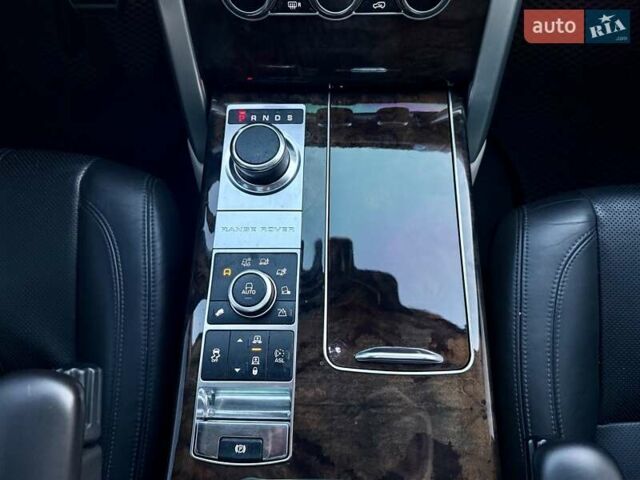 Серый Ленд Ровер Рендж Ровер, объемом двигателя 4.37 л и пробегом 210 тыс. км за 41499 $, фото 37 на Automoto.ua