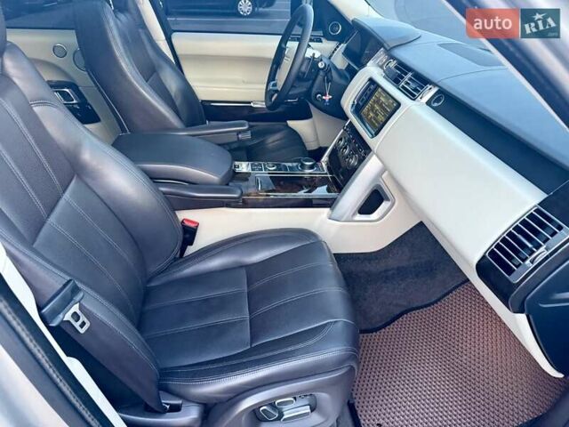 Серый Ленд Ровер Рендж Ровер, объемом двигателя 4.37 л и пробегом 210 тыс. км за 41499 $, фото 23 на Automoto.ua