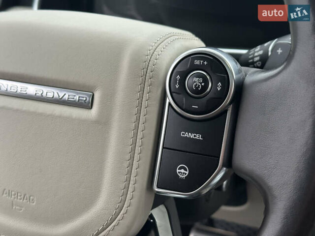 Сірий Ленд Ровер Рендж Ровер, об'ємом двигуна 4.37 л та пробігом 181 тис. км за 34500 $, фото 74 на Automoto.ua
