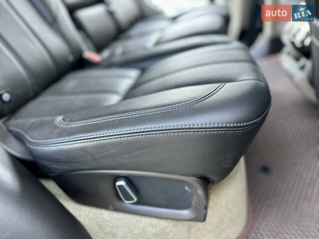 Серый Ленд Ровер Рендж Ровер, объемом двигателя 4.37 л и пробегом 100 тыс. км за 42000 $, фото 46 на Automoto.ua