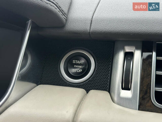 Сірий Ленд Ровер Рендж Ровер, об'ємом двигуна 4.37 л та пробігом 181 тис. км за 34500 $, фото 77 на Automoto.ua