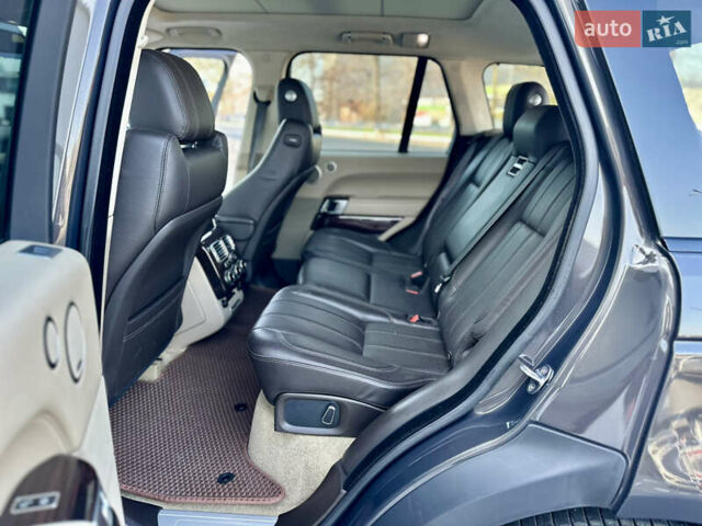 Серый Ленд Ровер Рендж Ровер, объемом двигателя 4.37 л и пробегом 100 тыс. км за 42000 $, фото 43 на Automoto.ua