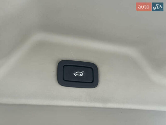 Сірий Ленд Ровер Рендж Ровер, об'ємом двигуна 4.37 л та пробігом 181 тис. км за 34500 $, фото 33 на Automoto.ua