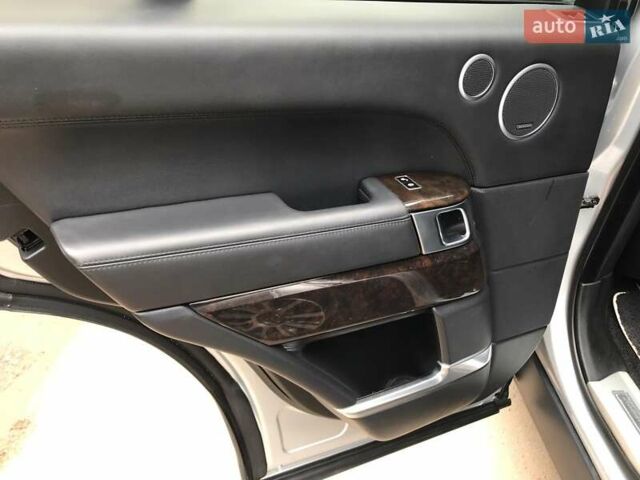 Серый Ленд Ровер Рендж Ровер, объемом двигателя 3 л и пробегом 201 тыс. км за 37900 $, фото 49 на Automoto.ua