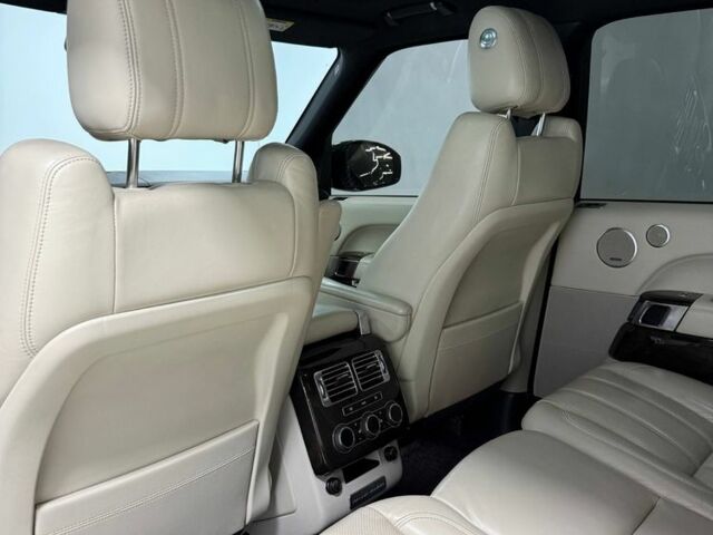 Серый Ленд Ровер Рендж Ровер, объемом двигателя 4.4 л и пробегом 230 тыс. км за 32000 $, фото 4 на Automoto.ua