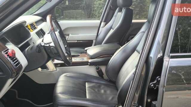 Серый Ленд Ровер Рендж Ровер, объемом двигателя 4.37 л и пробегом 136 тыс. км за 43999 $, фото 21 на Automoto.ua