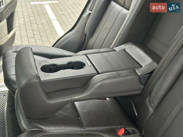 Сірий Ленд Ровер Рендж Ровер, об'ємом двигуна 4.37 л та пробігом 181 тис. км за 34500 $, фото 40 на Automoto.ua