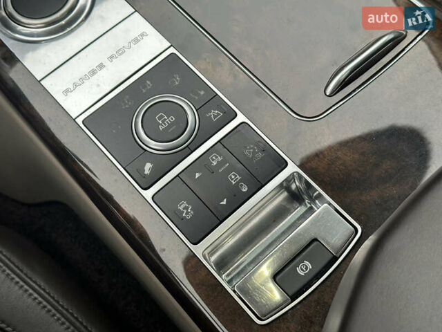 Сірий Ленд Ровер Рендж Ровер, об'ємом двигуна 4.37 л та пробігом 181 тис. км за 34500 $, фото 84 на Automoto.ua