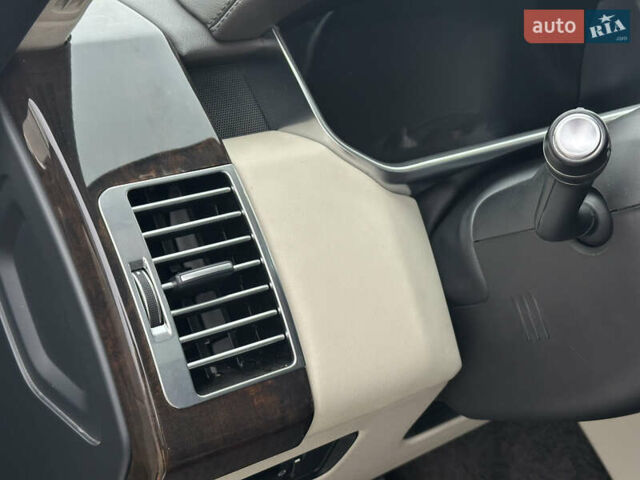 Сірий Ленд Ровер Рендж Ровер, об'ємом двигуна 4.37 л та пробігом 181 тис. км за 34500 $, фото 70 на Automoto.ua