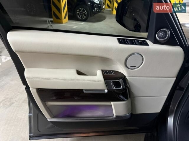 Сірий Ленд Ровер Рендж Ровер, об'ємом двигуна 5 л та пробігом 174 тис. км за 38000 $, фото 17 на Automoto.ua