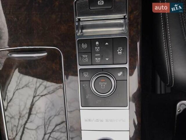 Серый Ленд Ровер Рендж Ровер, объемом двигателя 3 л и пробегом 201 тыс. км за 37900 $, фото 25 на Automoto.ua