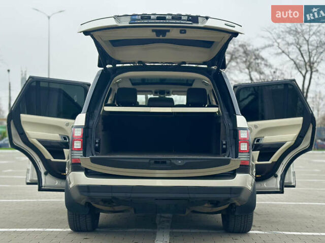 Сірий Ленд Ровер Рендж Ровер, об'ємом двигуна 4.37 л та пробігом 181 тис. км за 34500 $, фото 29 на Automoto.ua